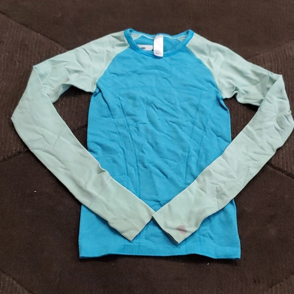 Iviva long sleeved top - Picture 1 of 4